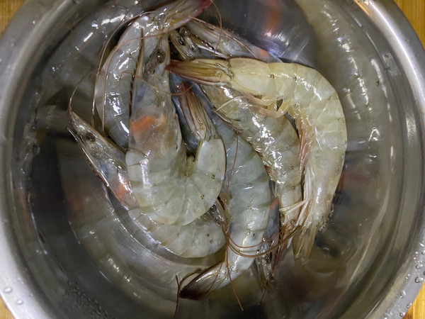 蒜蓉粉絲蝦 一盤鮮香四溢的家常美味